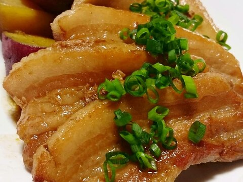 ストウブDE〜豚バラとさつま芋の煮物